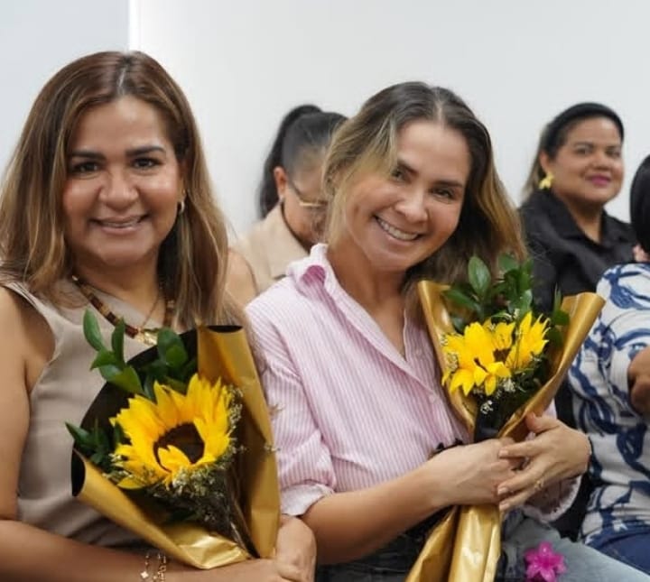 COMPARTIMOS CON NUESTROS FUNCIONARIOS